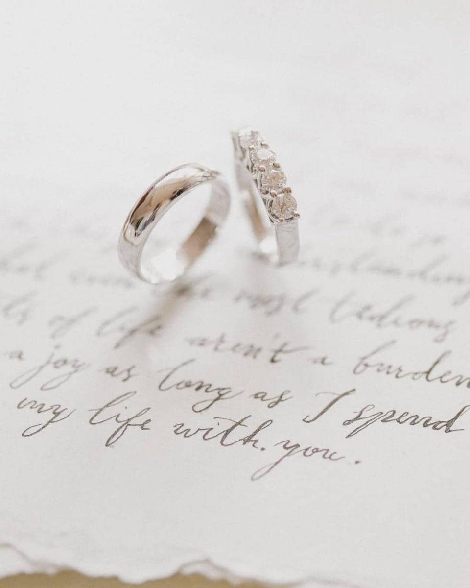 instagram.com/yuanitachrist