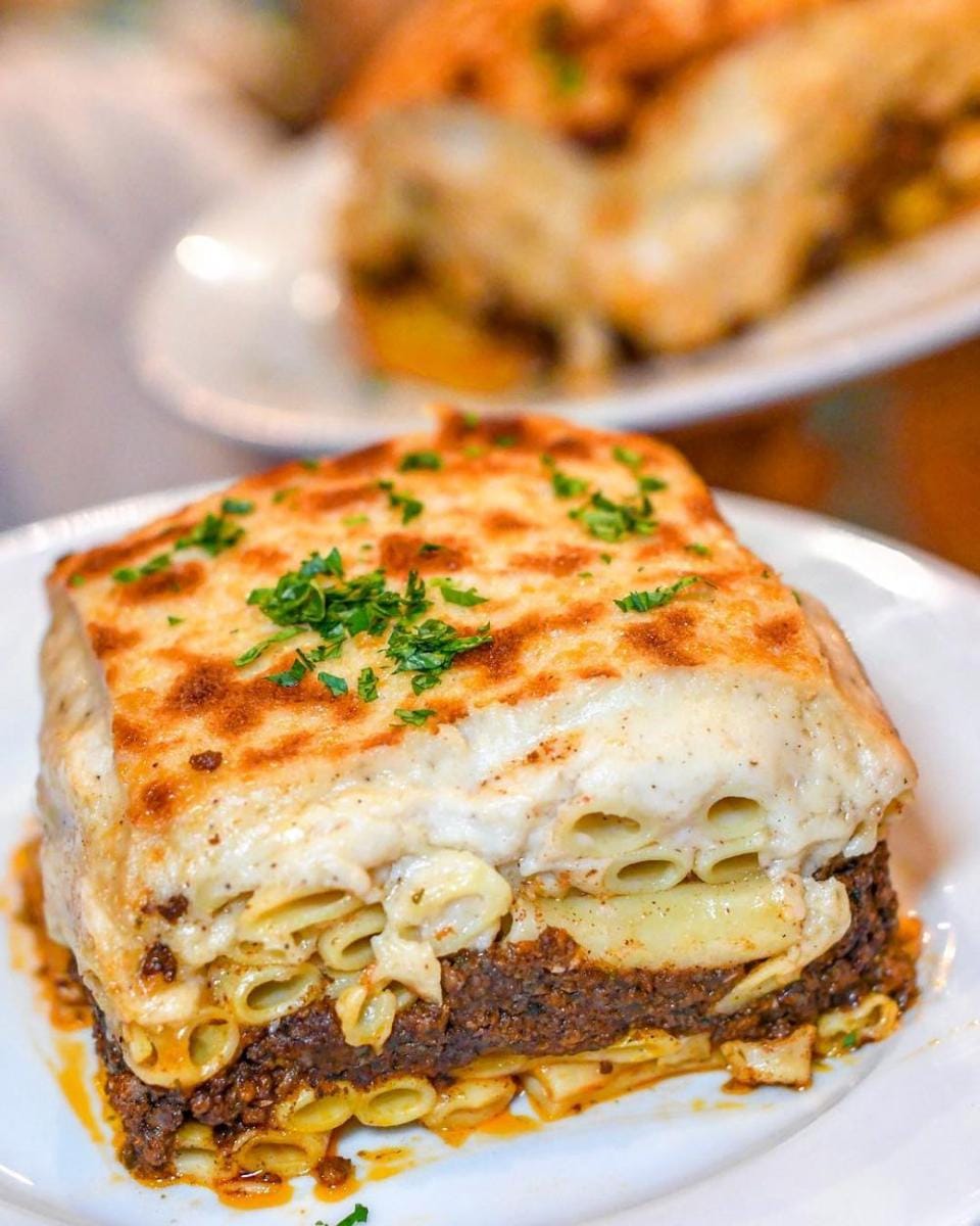 instagram.com/chicharronasaurus