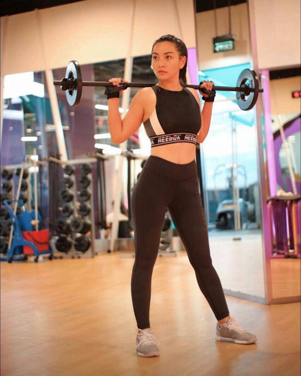 instagram.com/hestipurwadinata