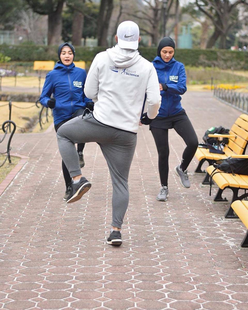 instagram.com/zeezeeshahab