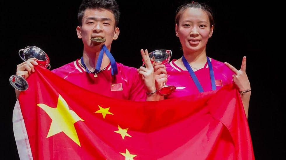 bwfbadminton.com