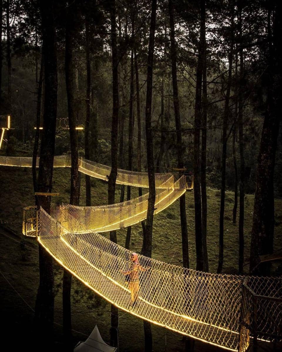 instagram.com/adhinagara