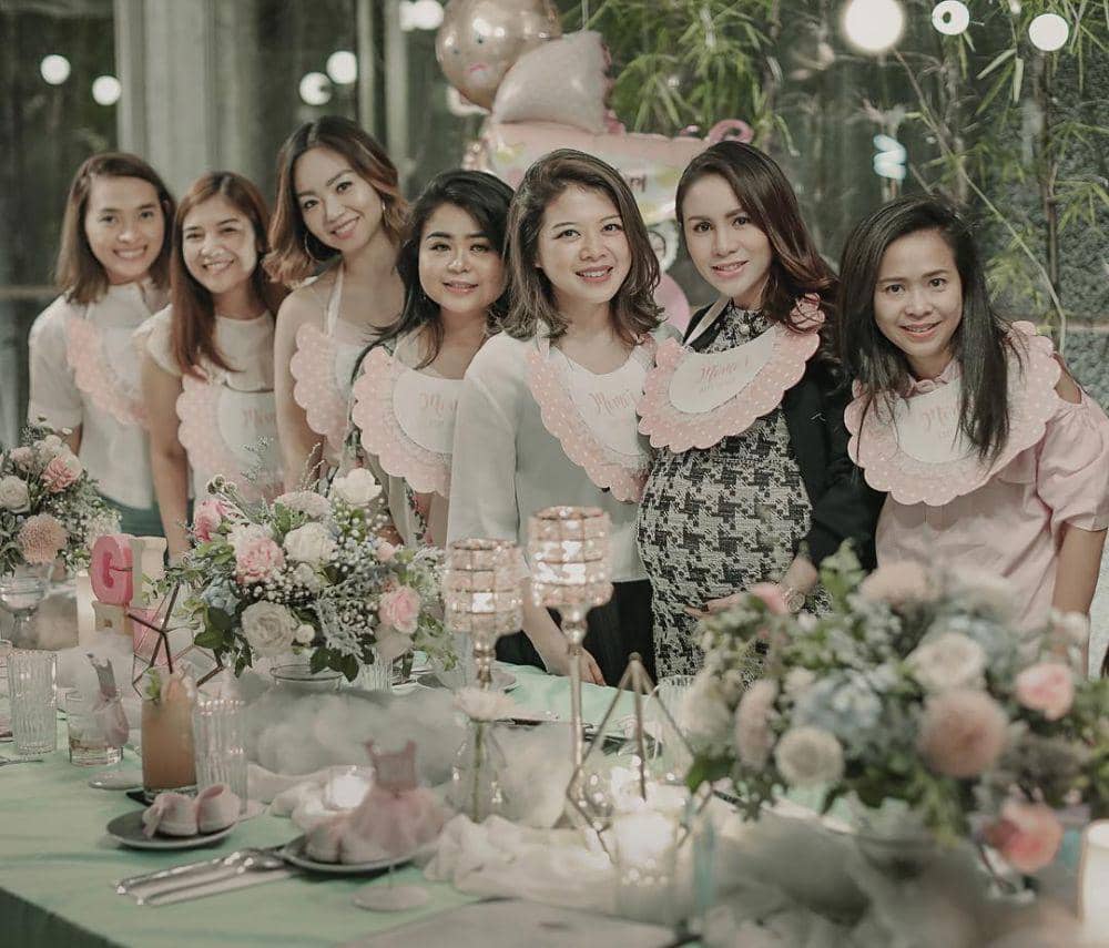 instagram.com/therealmomogeisha