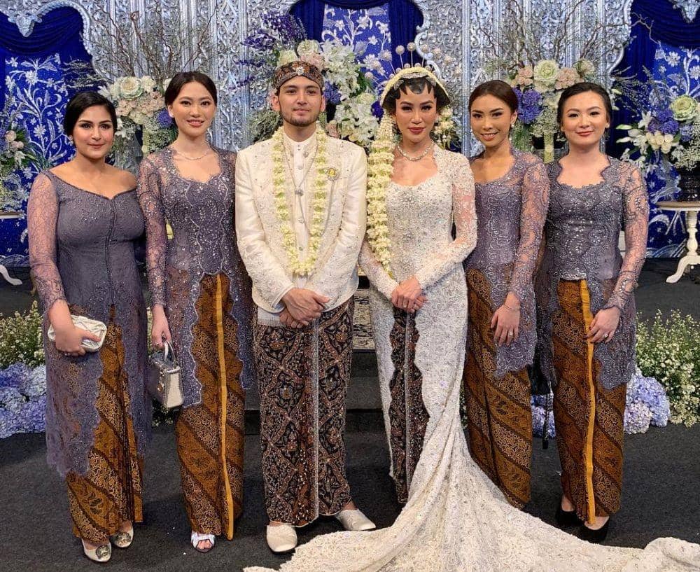 Instagram.com/angelinacindy