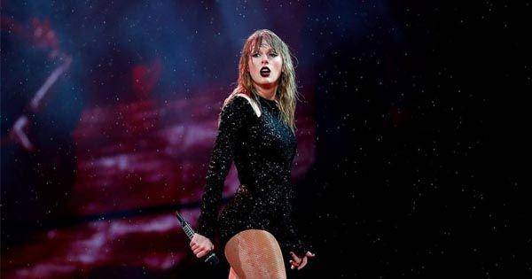 Instagram/taylorswifty