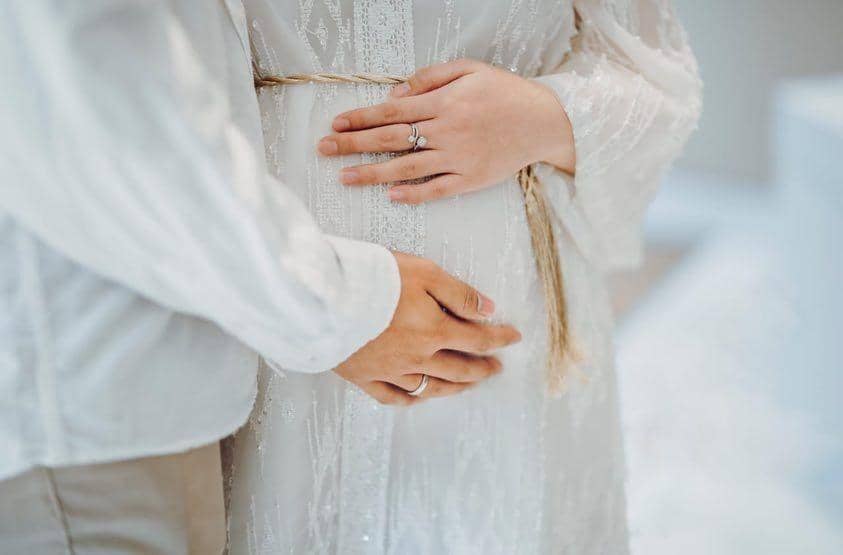 instagram.com/tasyakamila