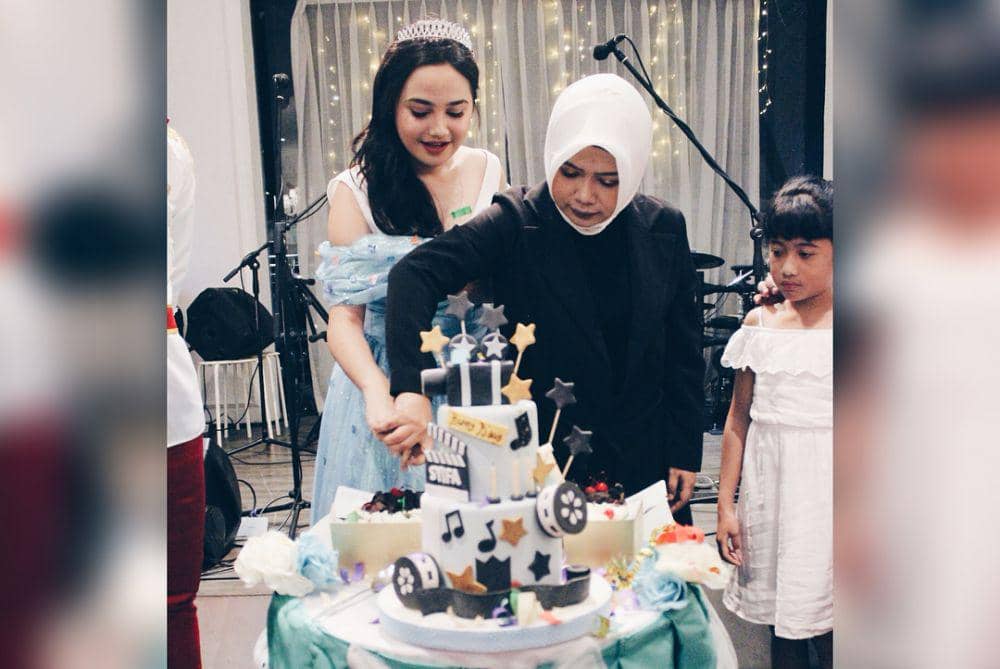 Instagram.com/syifahadjureal