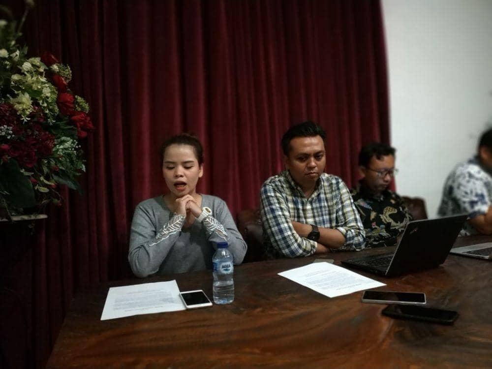 Perwakilan Lembaga Bantuan Hukum (LBH) Jakarta Ayu Eza,kiri (IDN Times/Axel Jo Harianja)