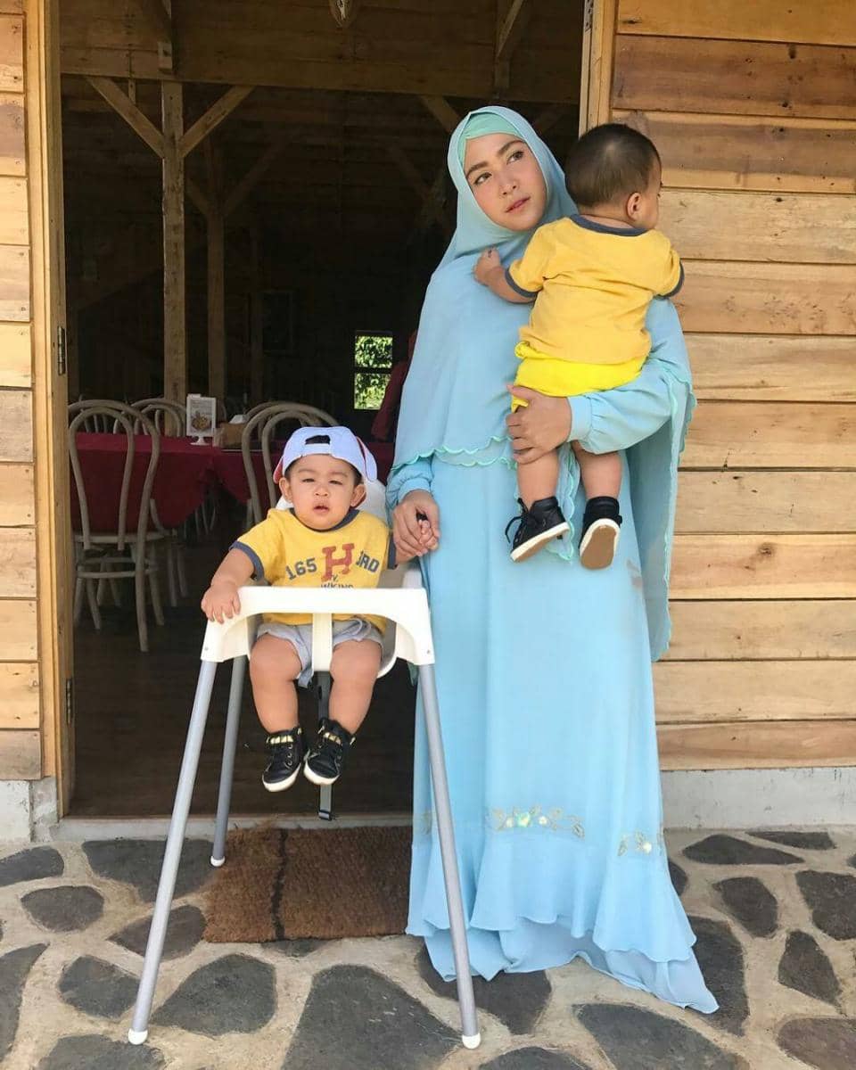 instagram.com/apriljasmine85