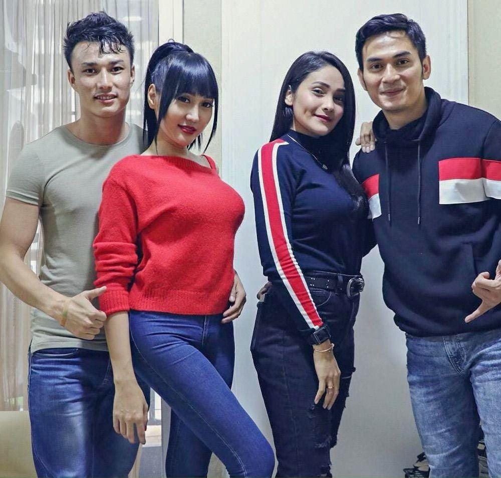 Instagram.com/lucintaluna