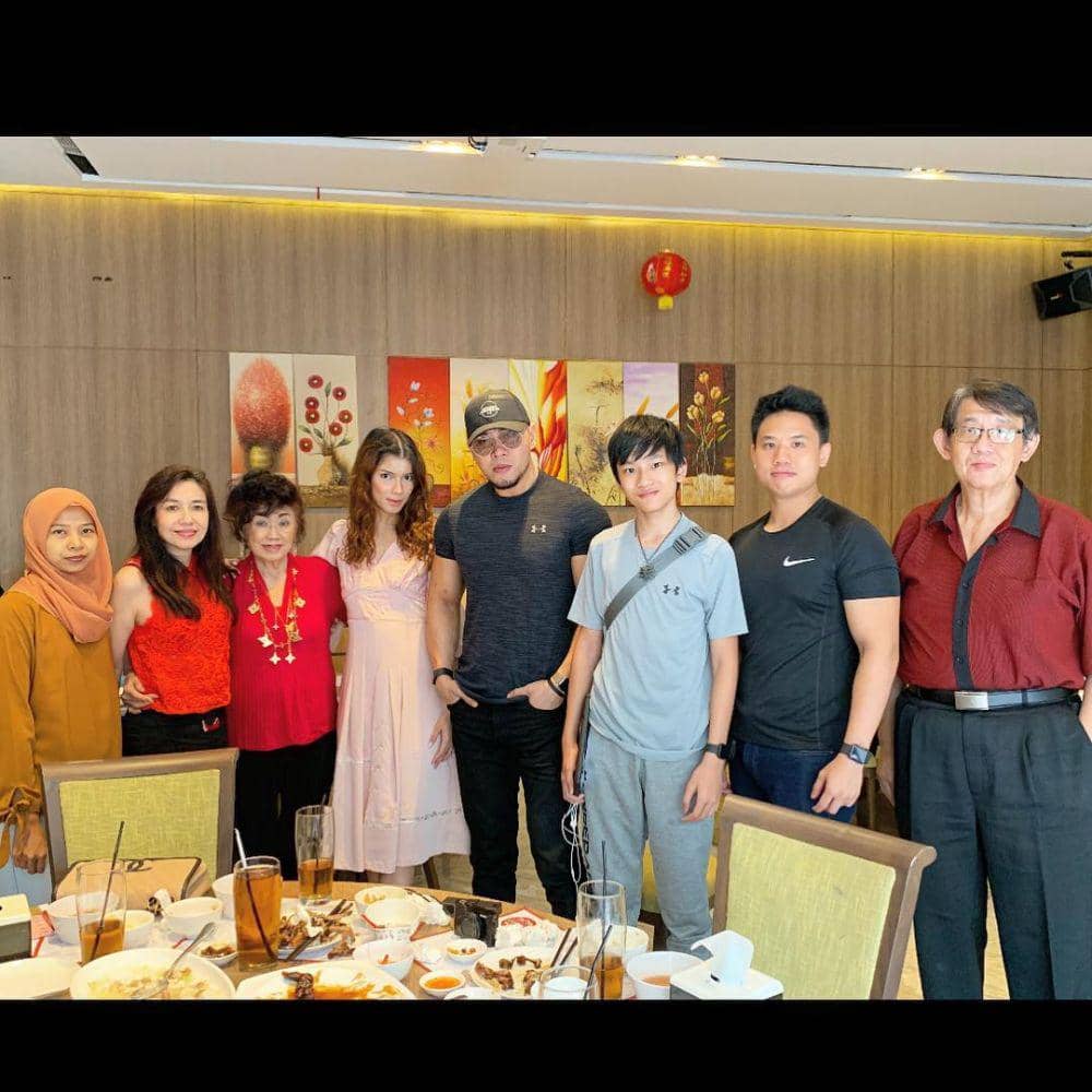 instagram.com/sabrinachairunnisa_