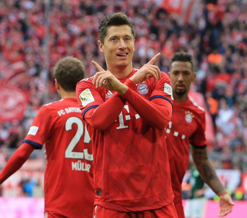 twitter.com/FCBayernEN