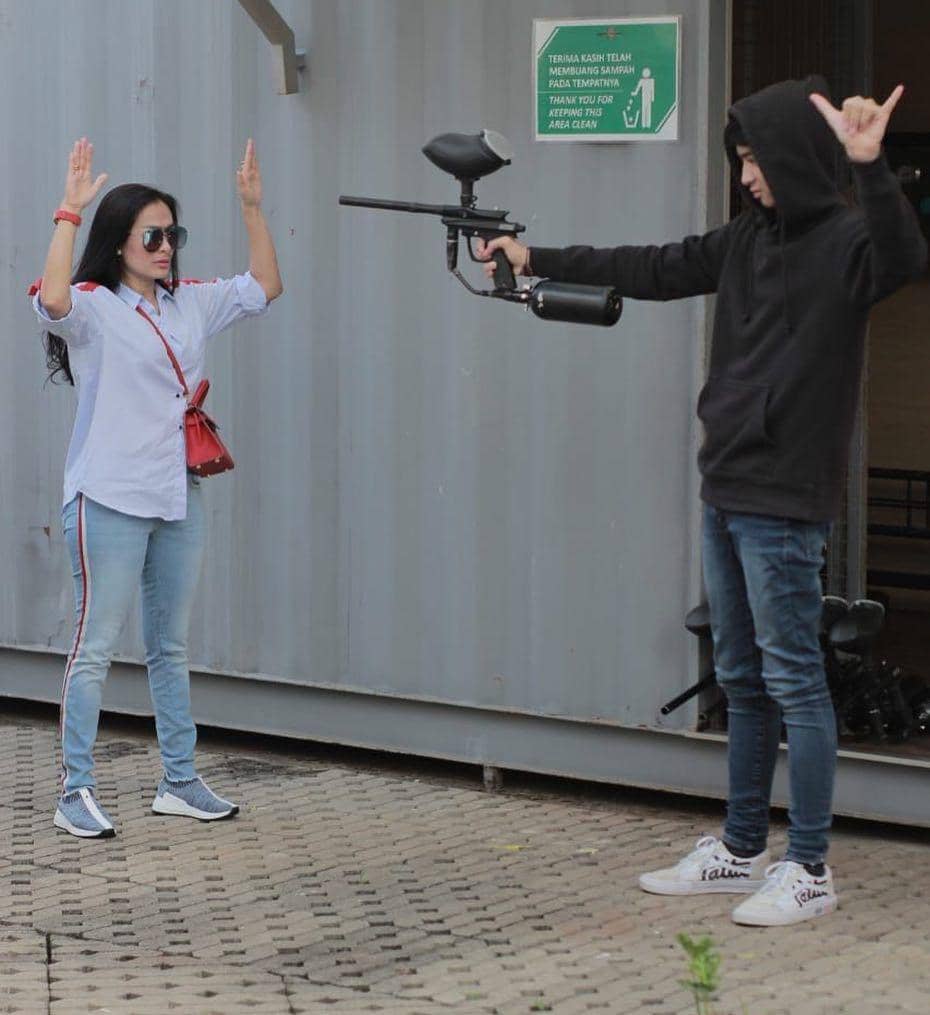 Instagram/isdadahlia