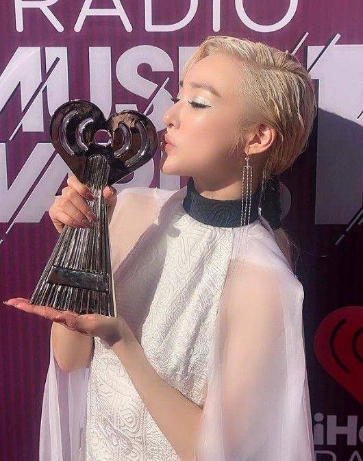 instagram.com/tiffanyyoungofficial