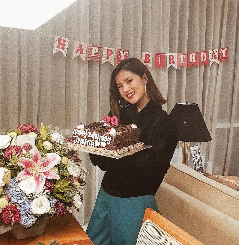 instagram.com/atriesangel