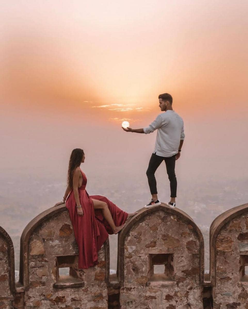 Instagram.com/explorerssaurus_