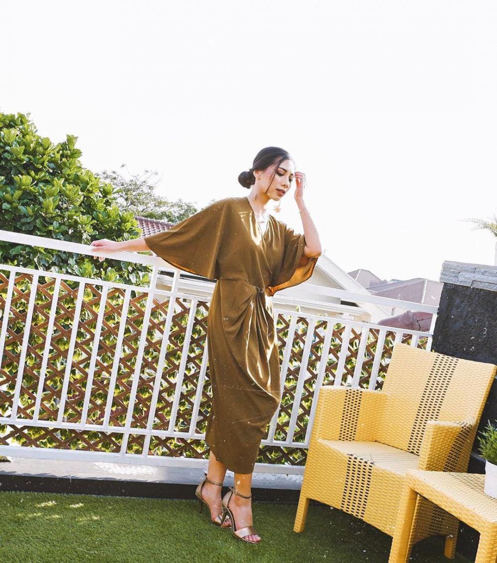 instagram.com/abellyc