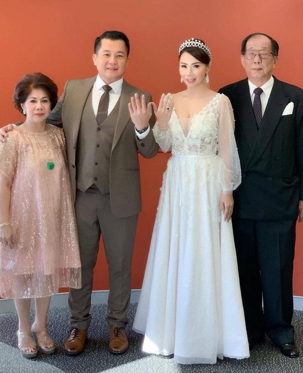 instagram.com/femmypermatasari