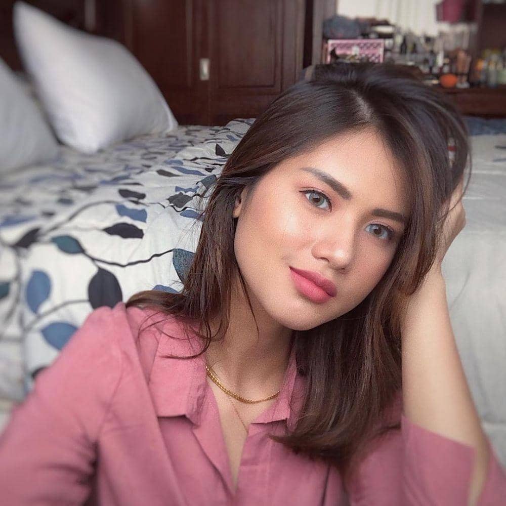 instagram.com/atriesangel