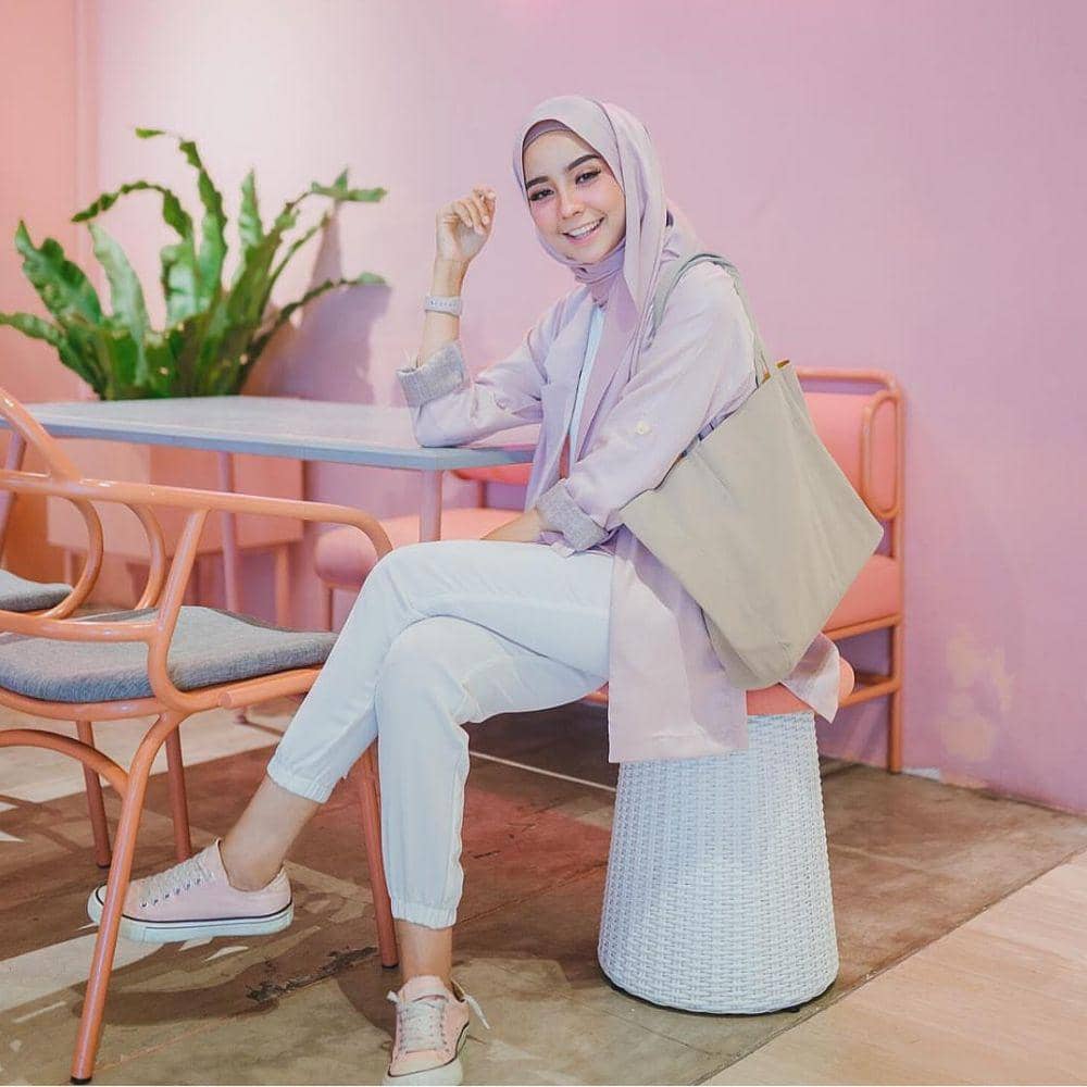 Instagram.com/nesaaqila