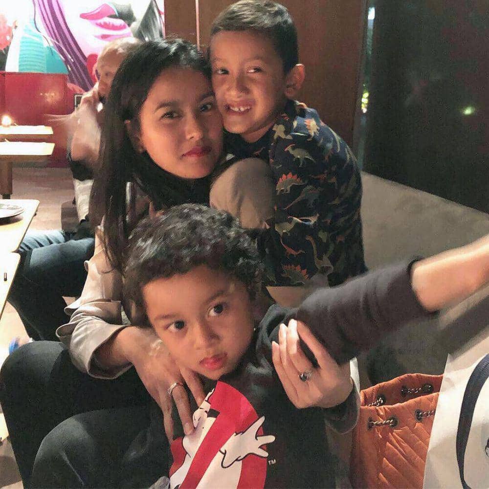 instagram.com/marcella.zalianty