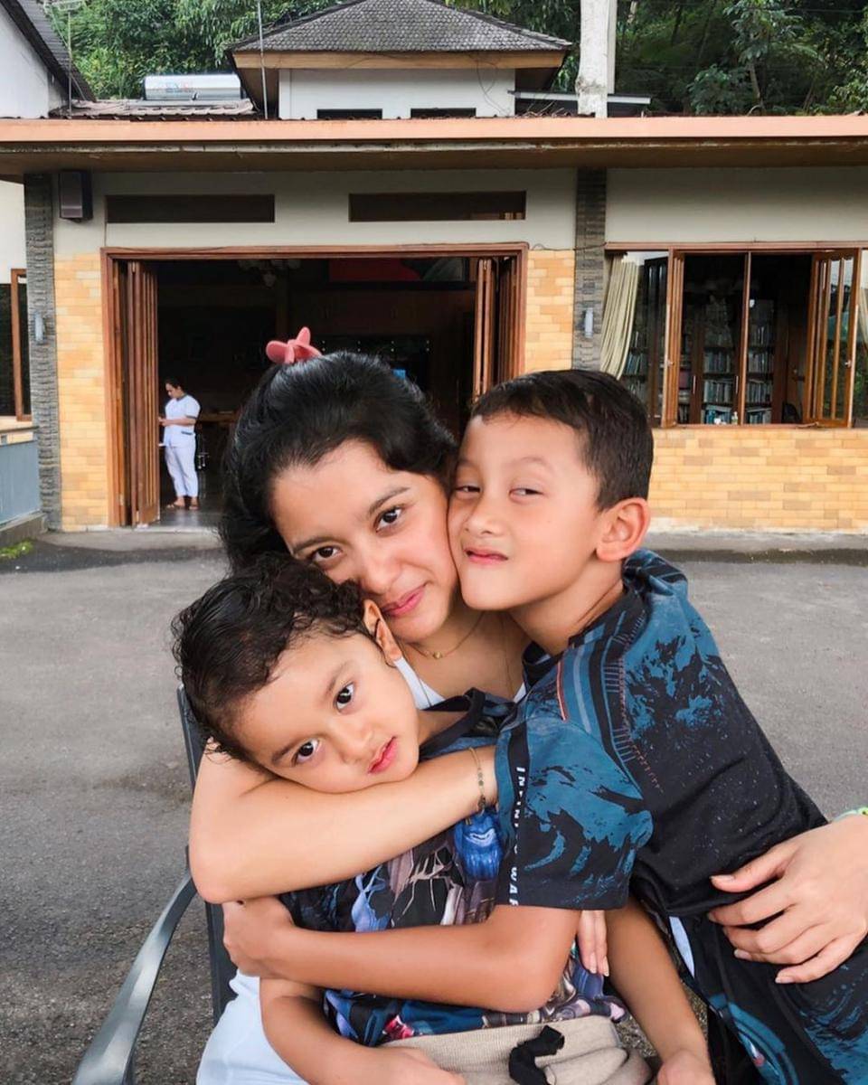 instagram.com/marcella.zalianty