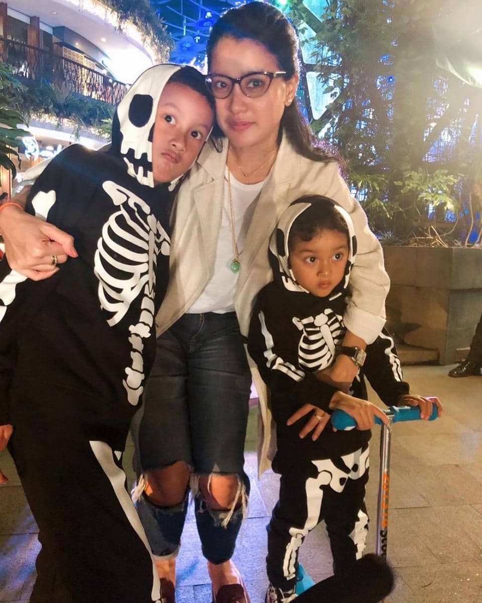 instagram.com/marcella.zalianty