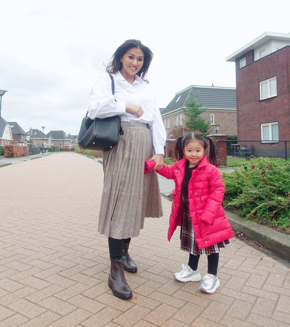 instagram.com/sarwendah29