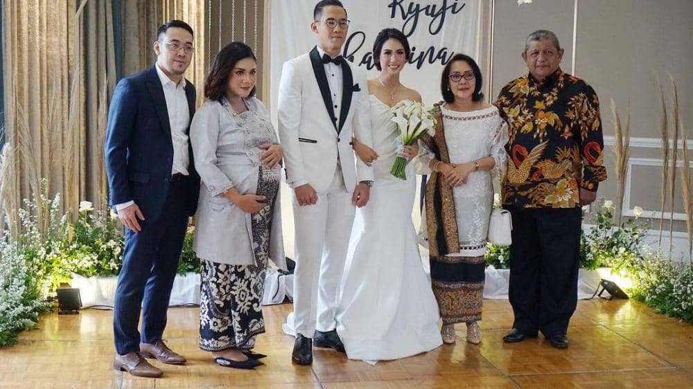 Instagram.com/fitriayuu