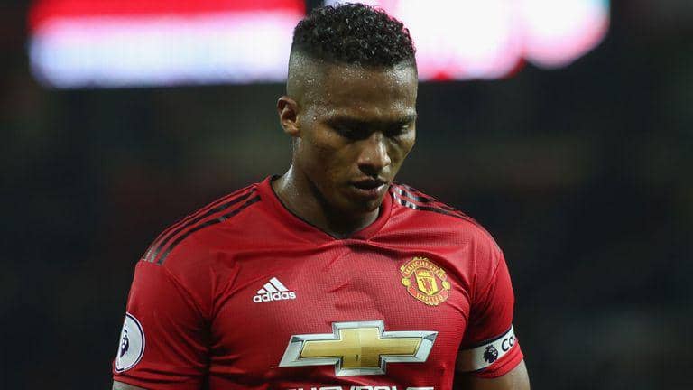Bakal Tinggalkan Manchester United, Antonio Valencia Diincar Arsenal