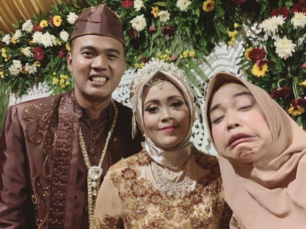 Instagram.com/riaricis1795