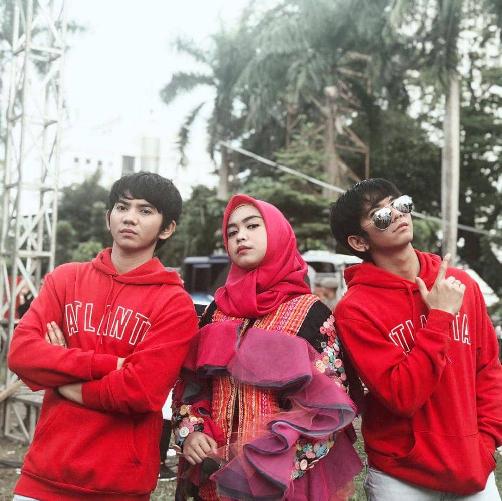 Instagram.com/riaricis1795