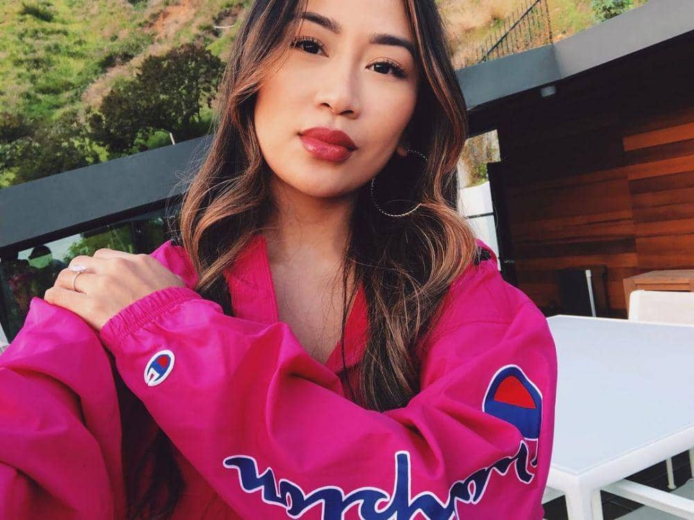 instagram.com/keziatoemion