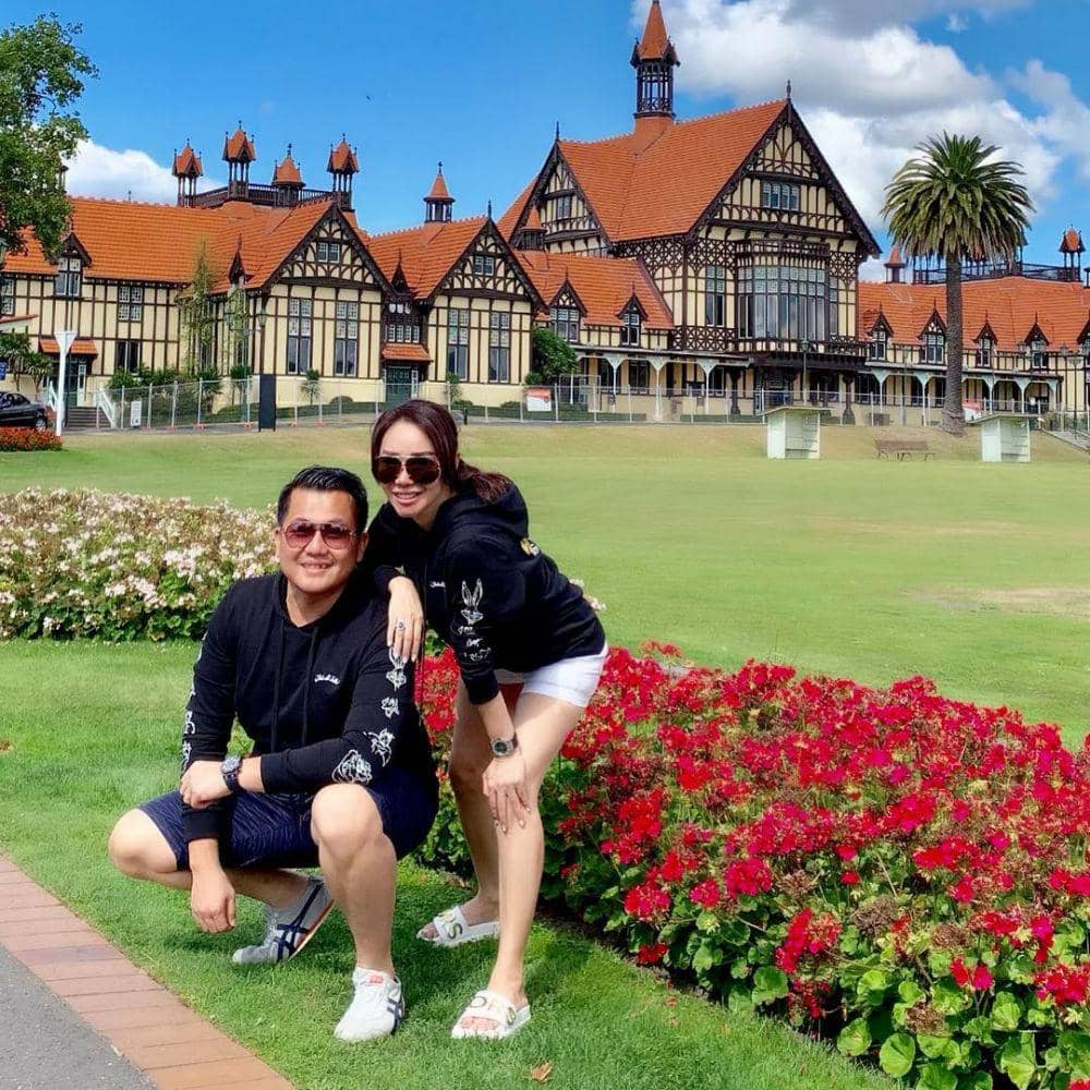 instagram.com/femmypermatasari