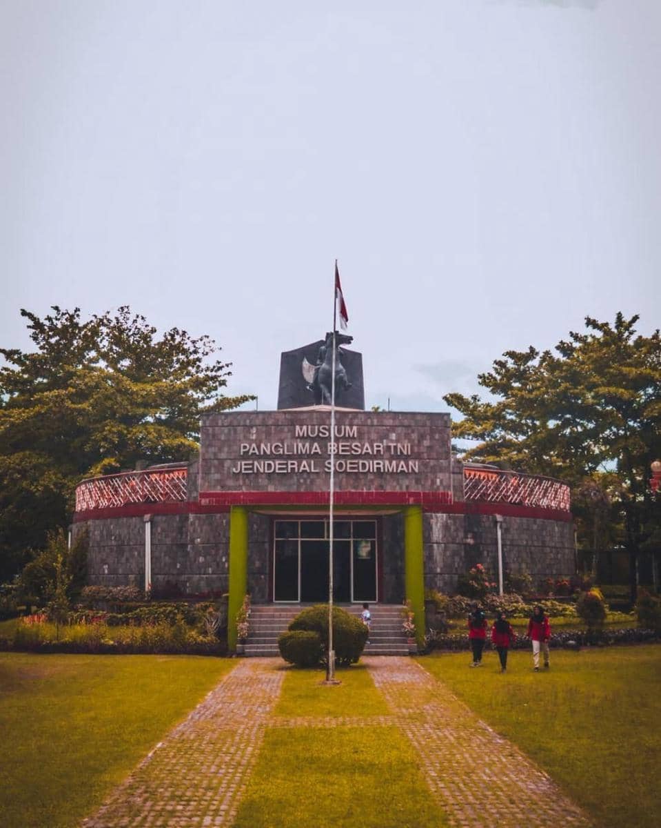 instagram.com/_fiannur53