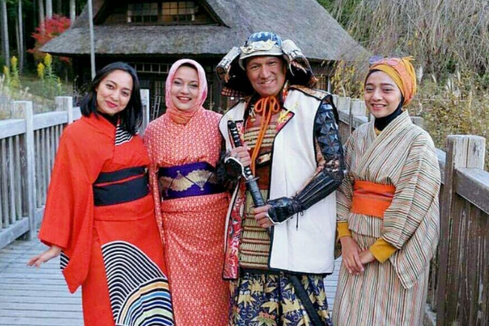 instagram.com/marissahaque