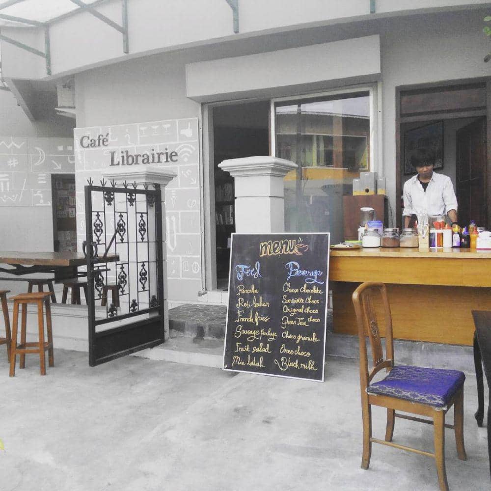 Instagram/@cafelirarysolo