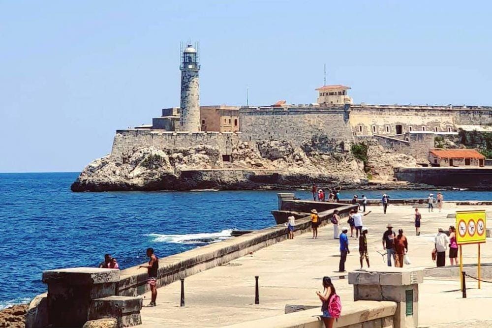 instagram.com/belmartinezmusic