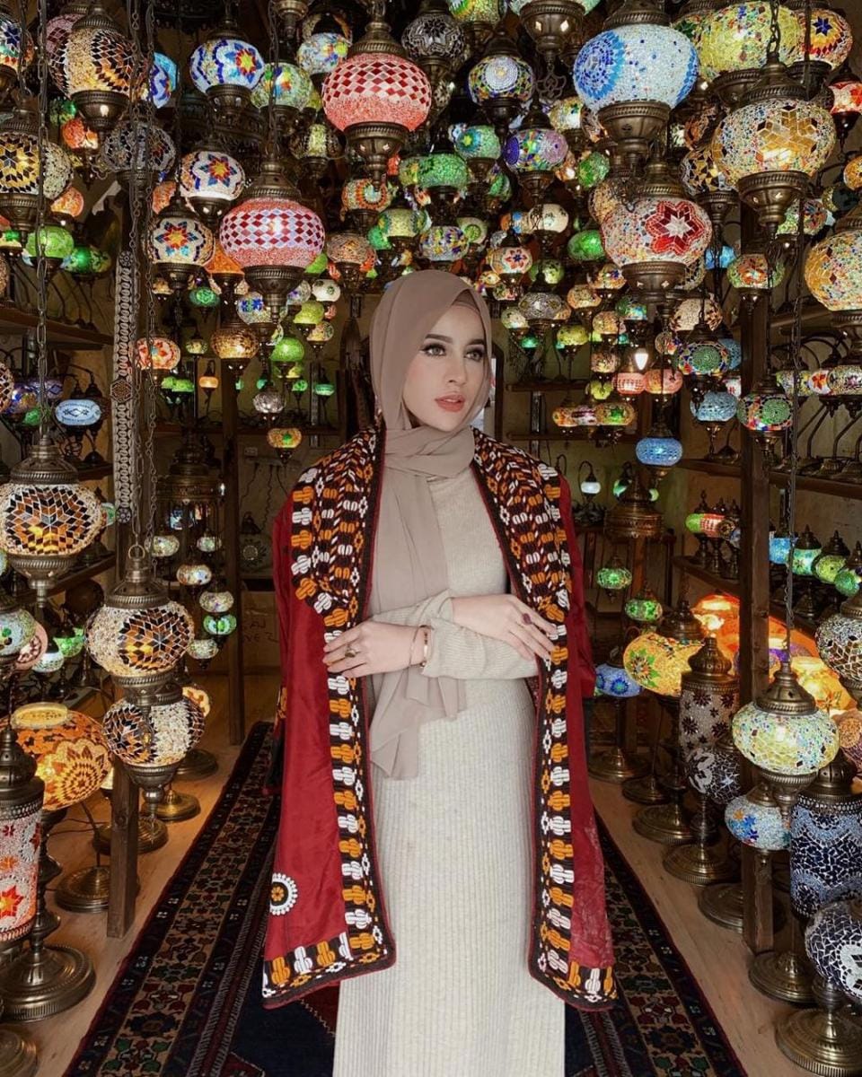 instagram.com/aghniapunjabi