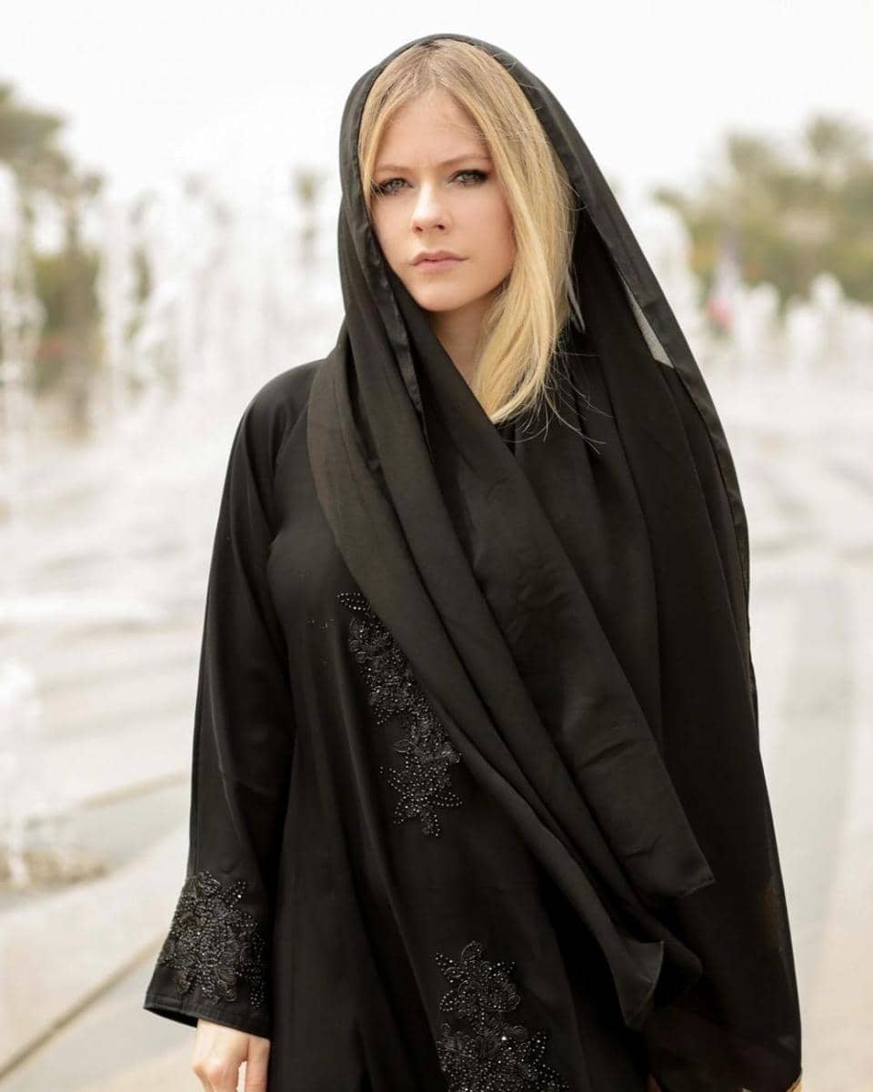 Instagram.com/avrillavigne