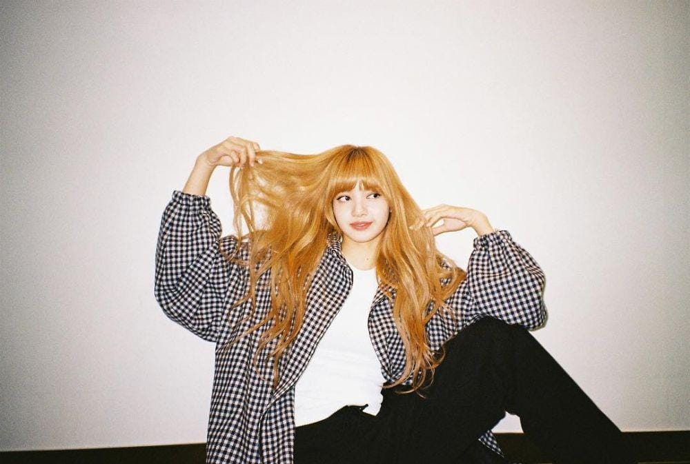 instagram.com/lalalalisa_m