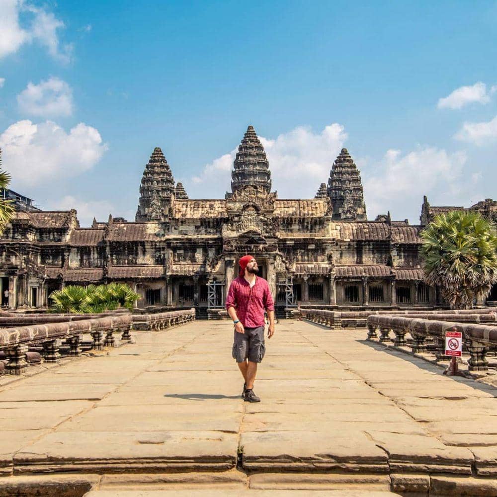 Instagram.com/globalcastaway