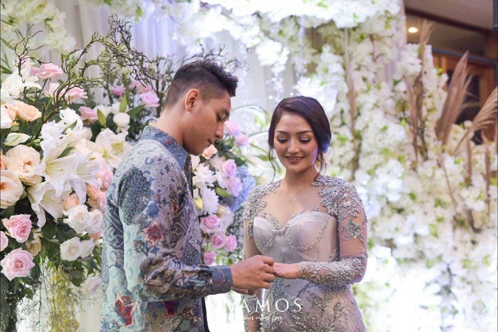 instagram.com/sitibadriahh