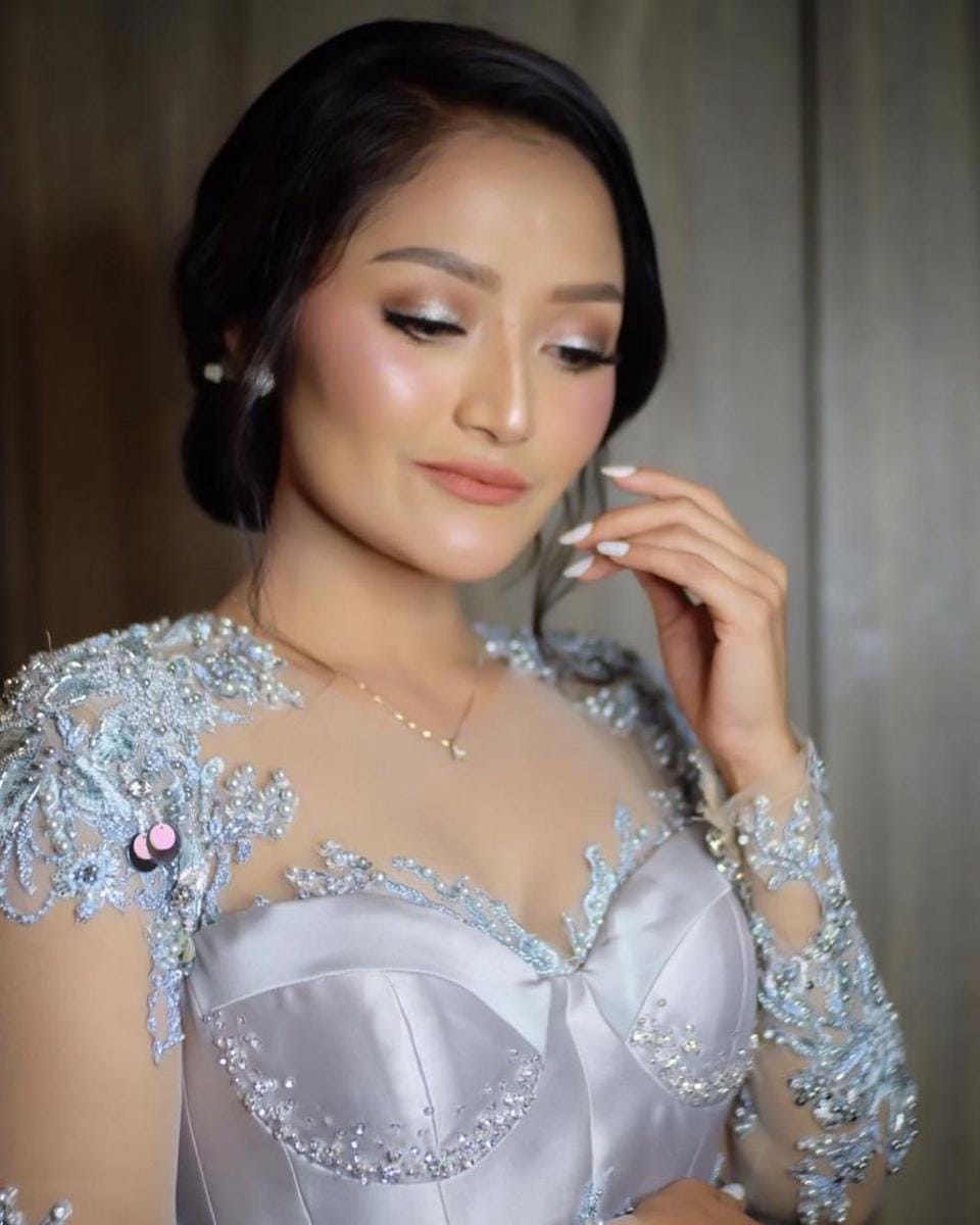 instagram.com/kartikamakeupartist