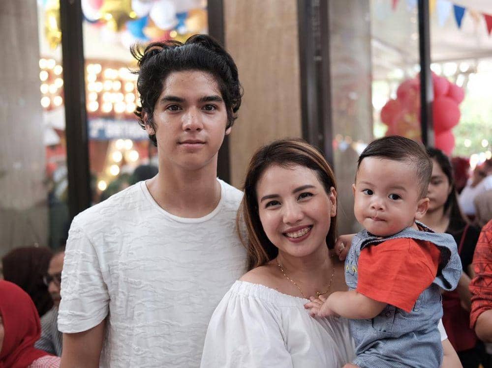 Instagram.com/tya_ariestya