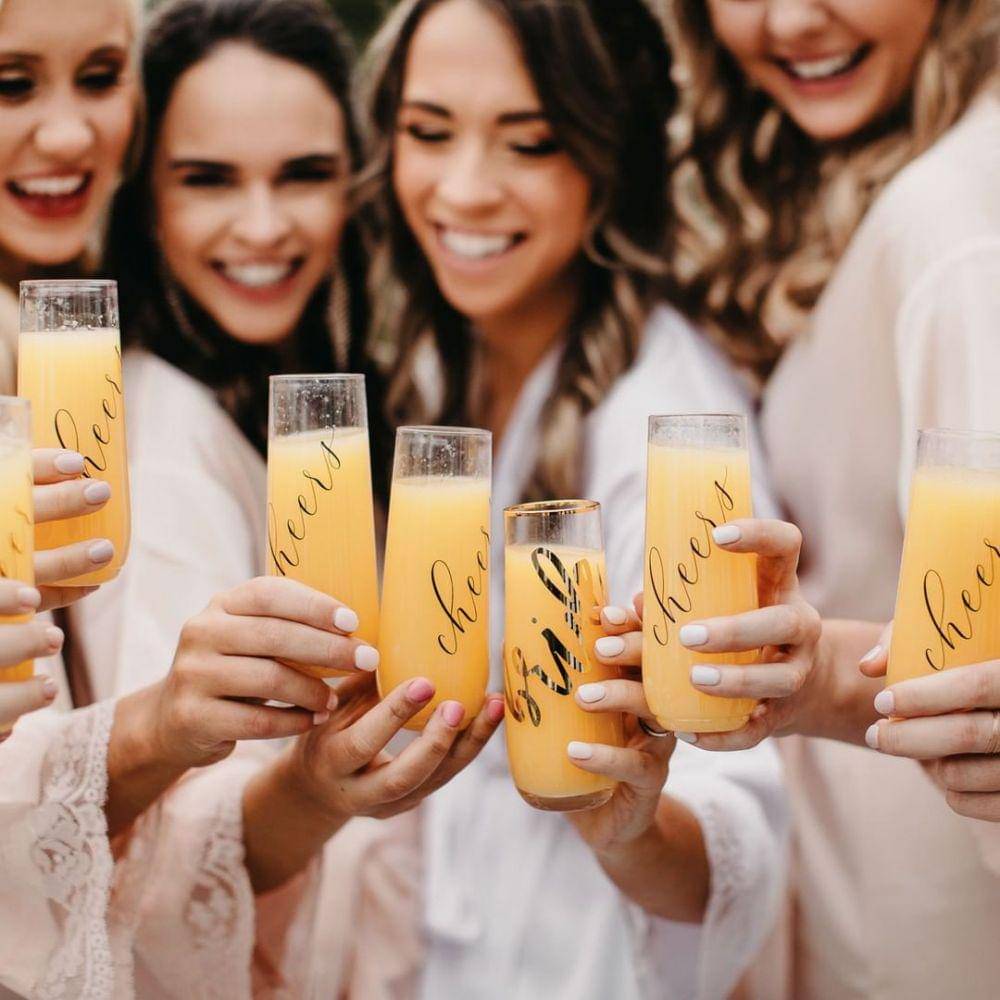 instagram.com/weddingfavorites