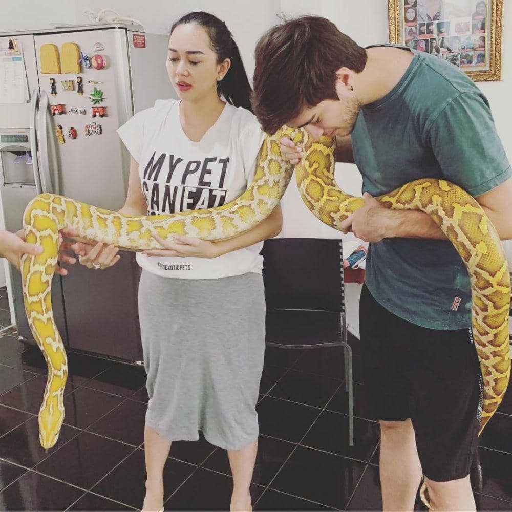 instagram.com/aurakasih