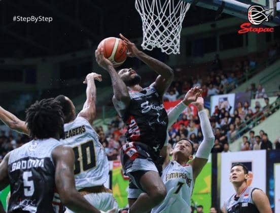 Twitter.com/stapacbsketball