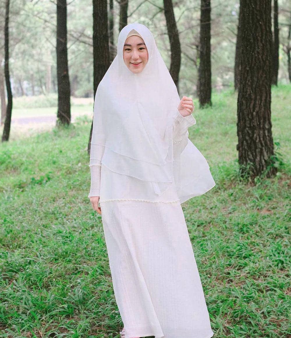 instagram.com/larissachou