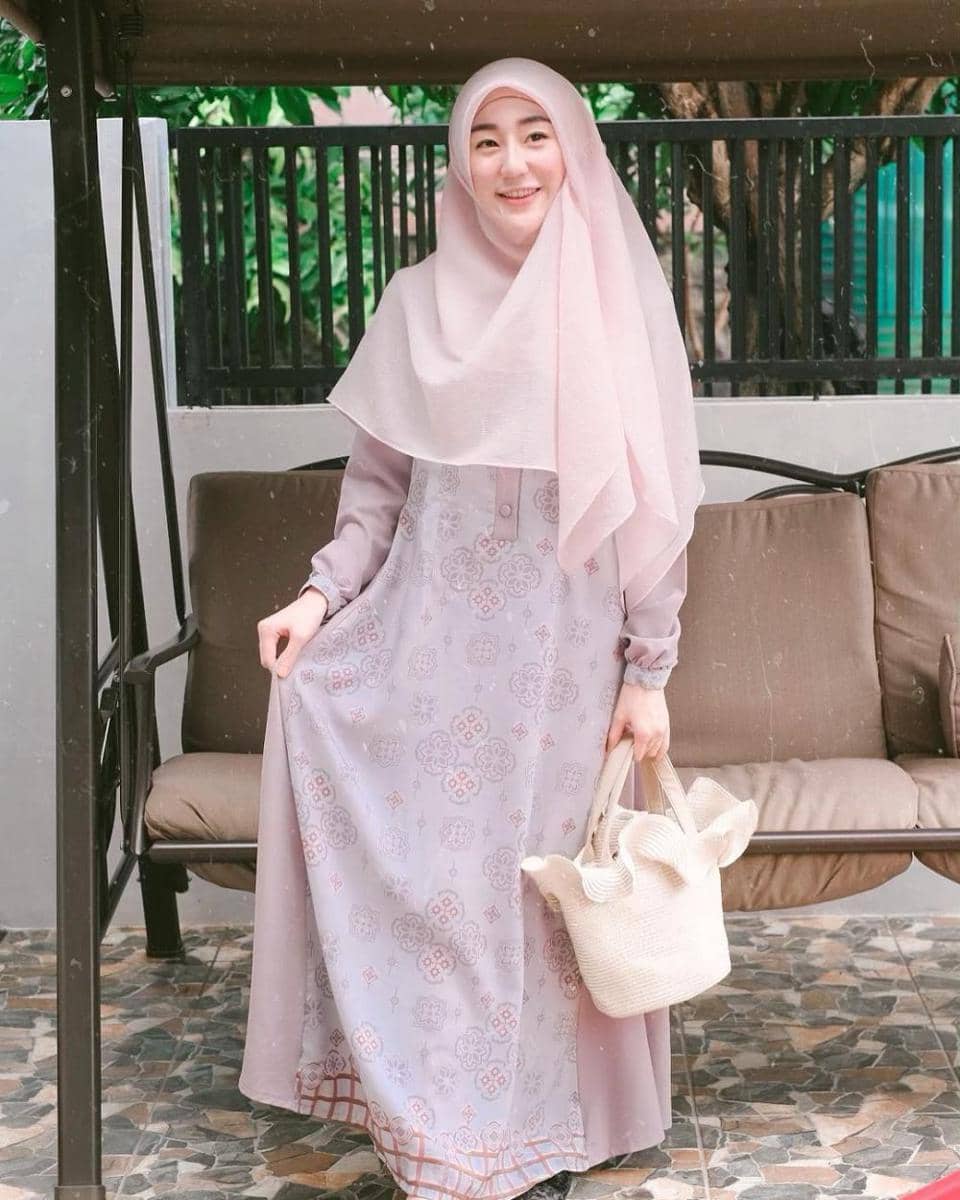 instagram.com/larissachou